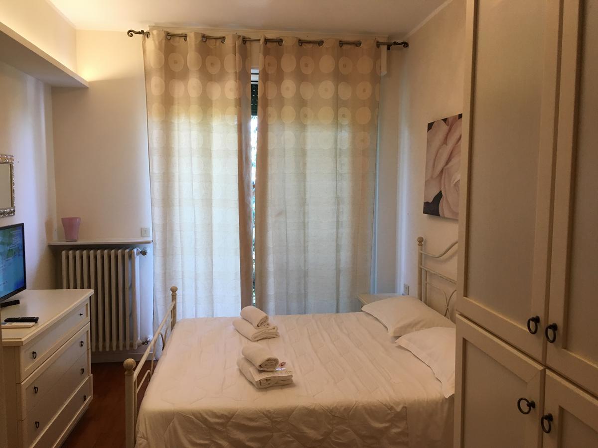 סירמיונה Sunset Apartment מראה חיצוני תמונה