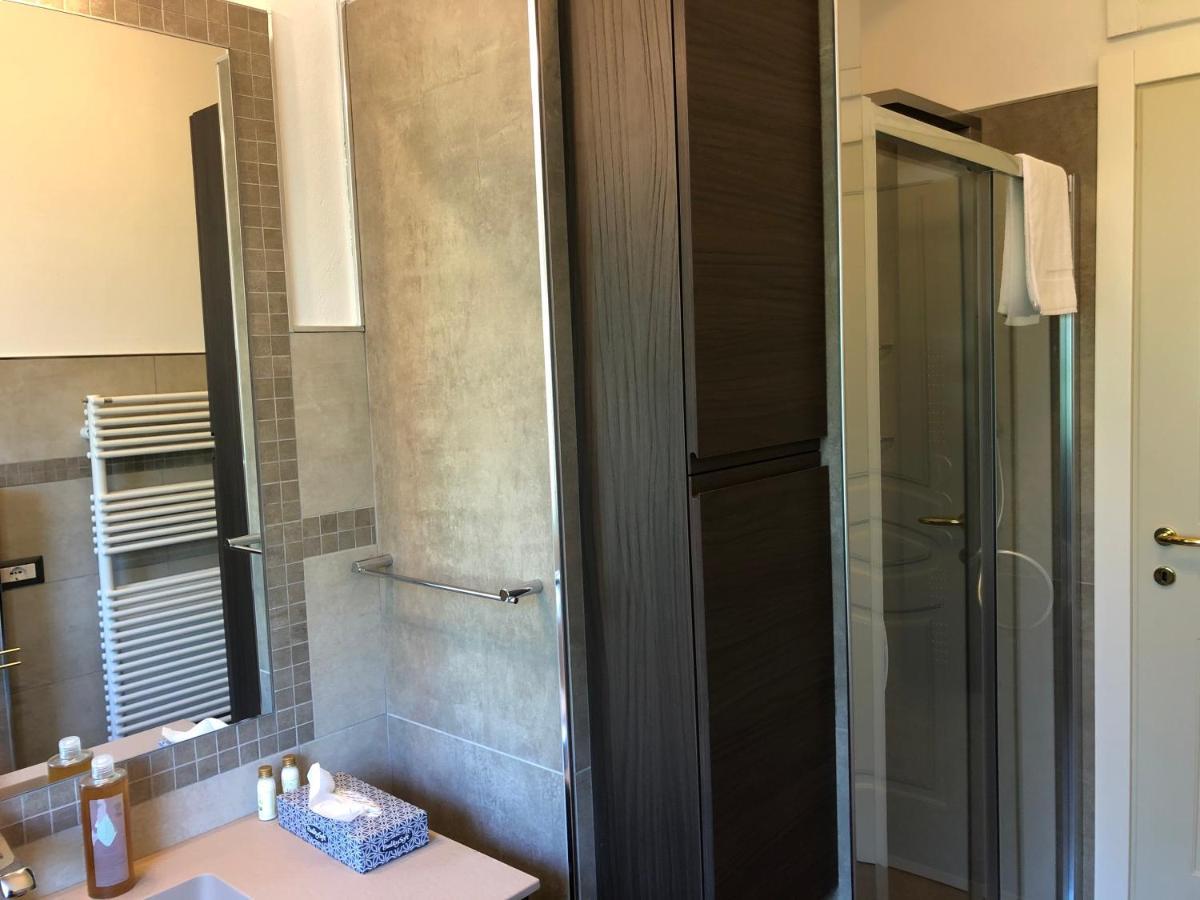 סירמיונה Sunset Apartment מראה חיצוני תמונה
